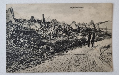 Foto zerstörter ort - -,